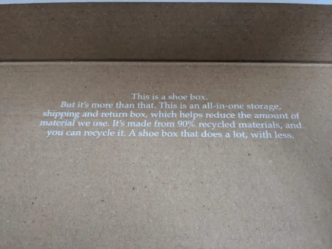 Cajas reciclables Nike para devoluciones - comunicación de valores sostenibles en copywriting